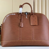  carryall bag close-up of hardware and finish