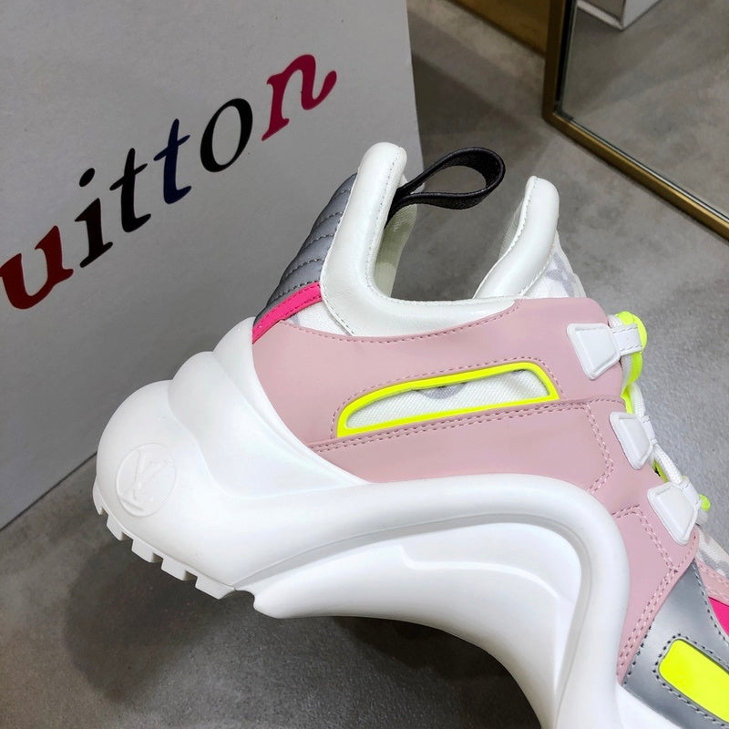 Louis Vuitton shoes Style 298 - top view showing design