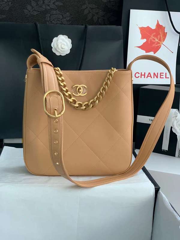 Zivas Charm Refined Everyday Style Designer Handbag (Elevated Accessory Essential) – Interior View