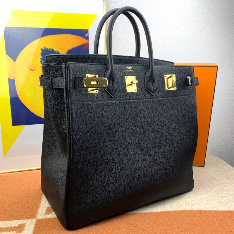 Interior view of classic premium bag