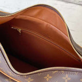 Front view of everyday-luxe refined women's handbag – women's statement bag