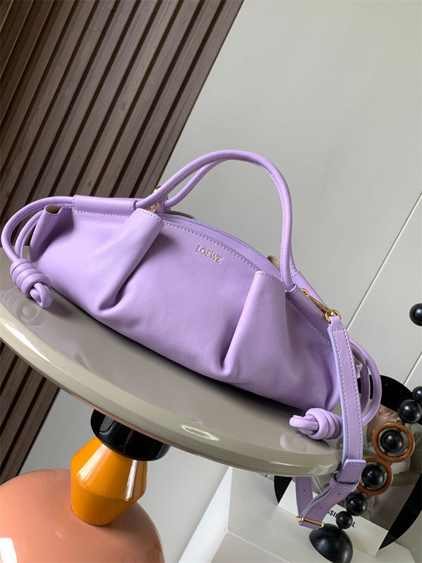 Ziva's Charm handbag – carry view (35cm*21cm*11.5cm)