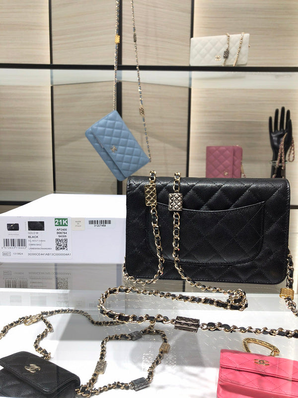  women's handbag, mid design, view 3