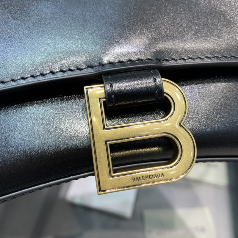 Sleek Premium PU Leather Handbag - Versatile Everyday Design | Women's Premium Handbag #679 - interior view (image 6) of designer-inspired handbag