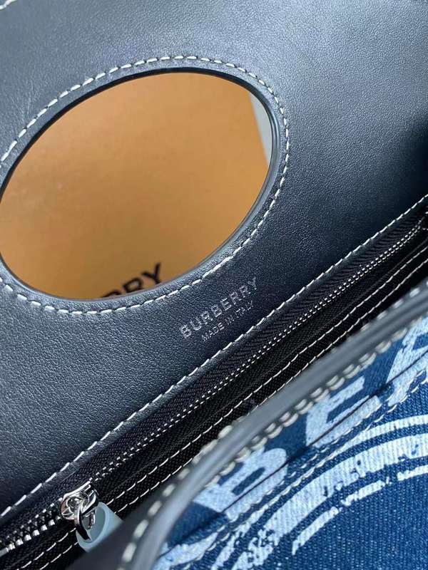 Ziva's Charm handbag – back view (one versatile size)