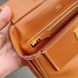 Interior view of timeless premium bag
