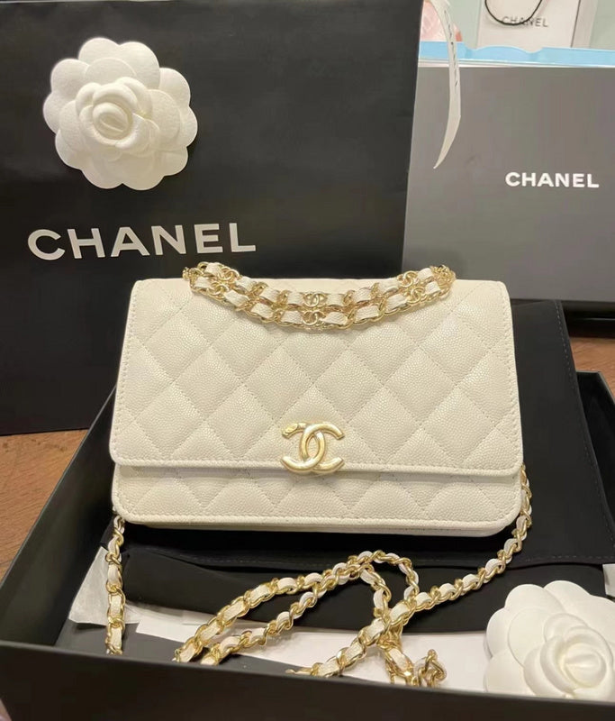  handbag, mid everyday style, image 2