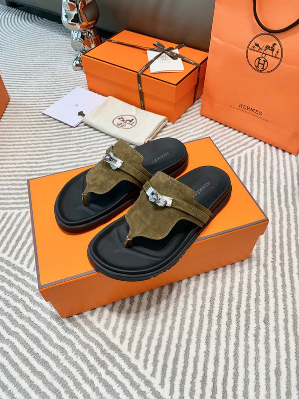 Hermes sandals Style 220 - close-up of statement logo accent