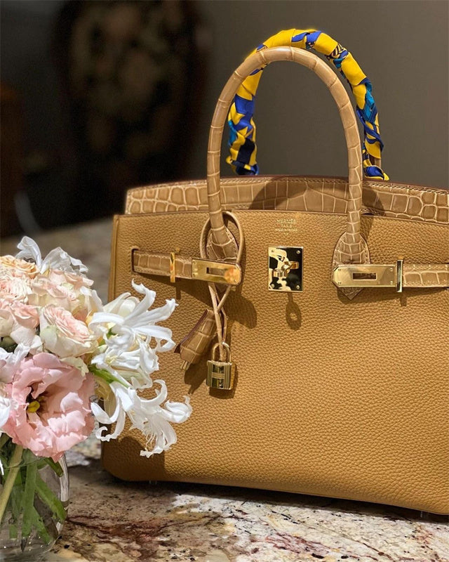  signature handbag detail view showing craftsmanship 8