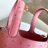  effortless shopper bag detail view showing craftsmanship