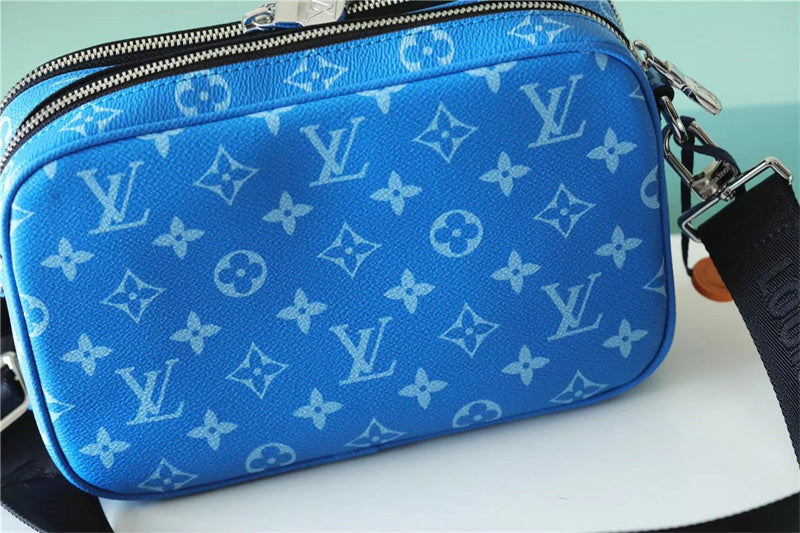  structured bag interior and compartment view 15
