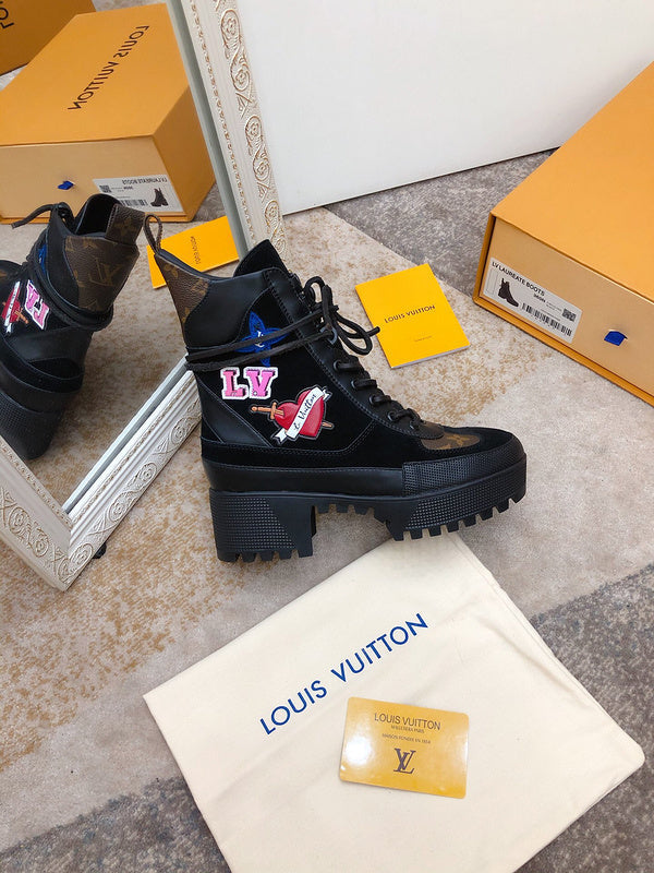 Louis Vuitton shoes front view designer style
