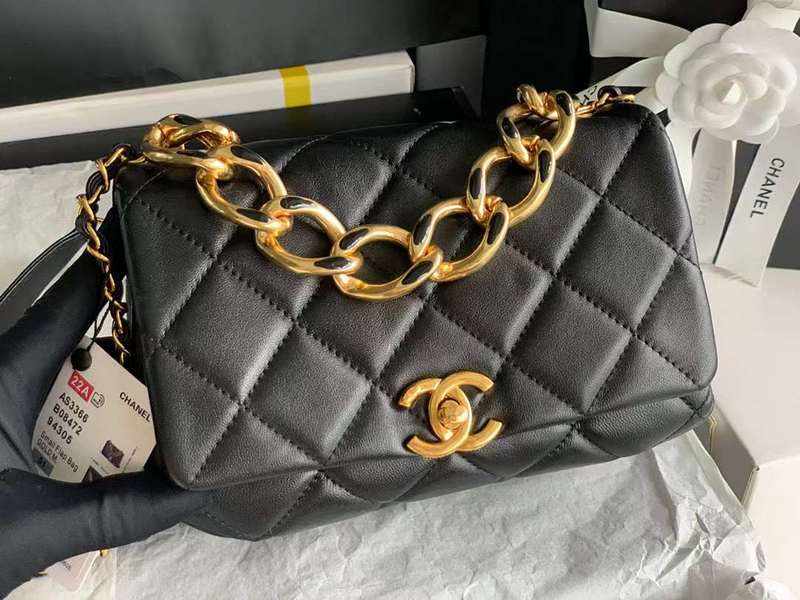 Zivas Charm Signature Style Luxury Handbag (Considered Detail & Form) – Detail View