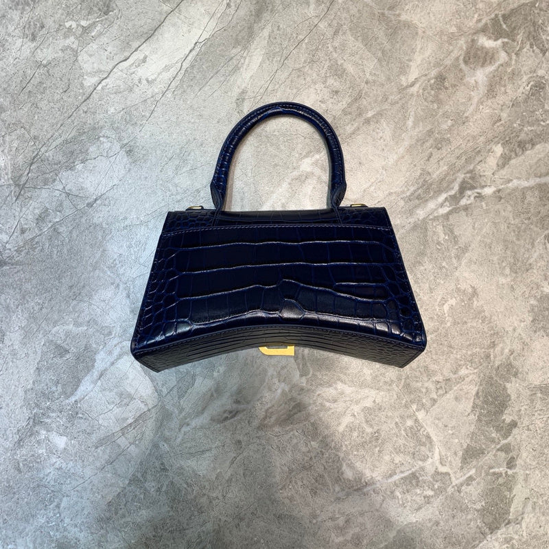 Contemporary Faux Leather Handbag - Chic Everyday Appeal | Women's Designer-Inspired Purse #611 - back view (image 4) of designer-inspired handbag
