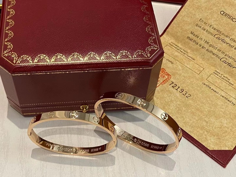 Side view of Cartier unisex jewelry piece