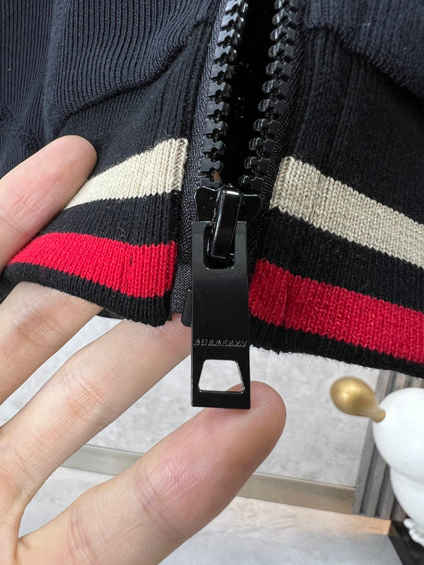 Front view of Burberry luxury piece style No.345