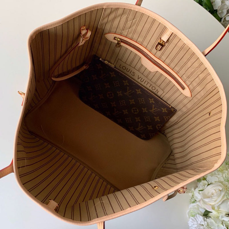Side profile of refined everyday-luxe women's handbag – women's statement bag