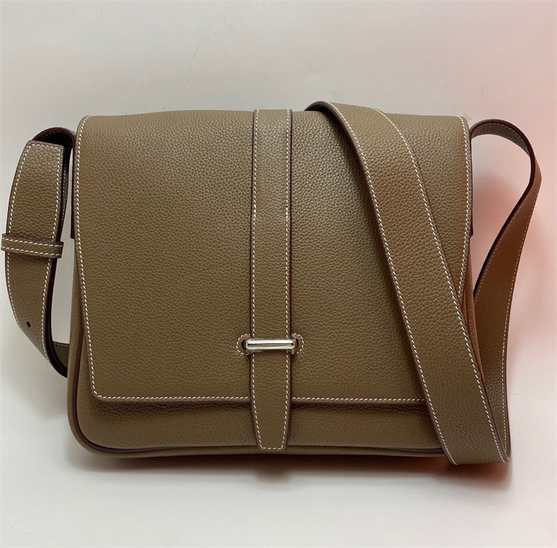  Curated shoulder bag carried on shoulder 10