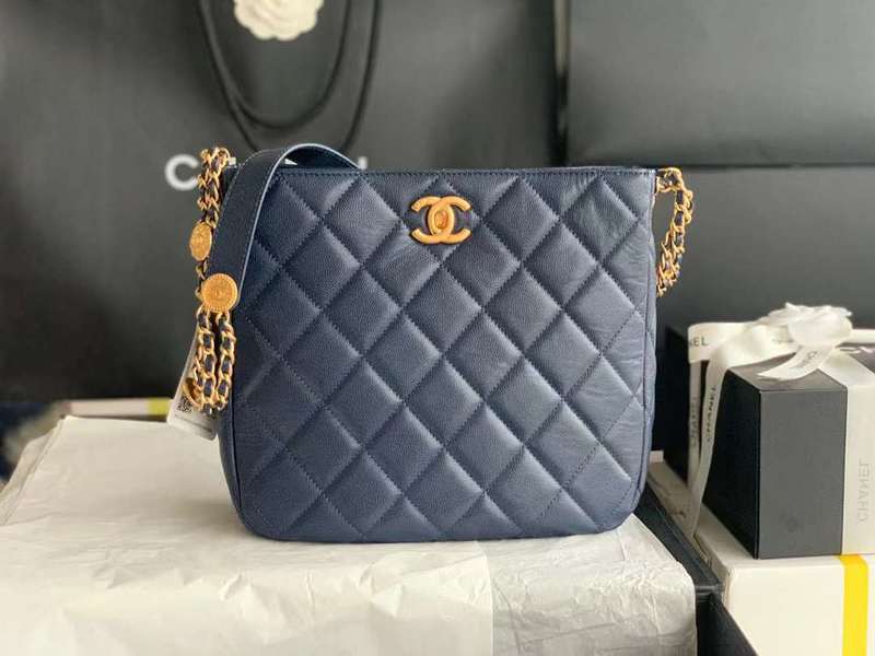 Zivas Charm Elevated Essentials Everyday Handbag (Statement-Ready Design) – Interior View