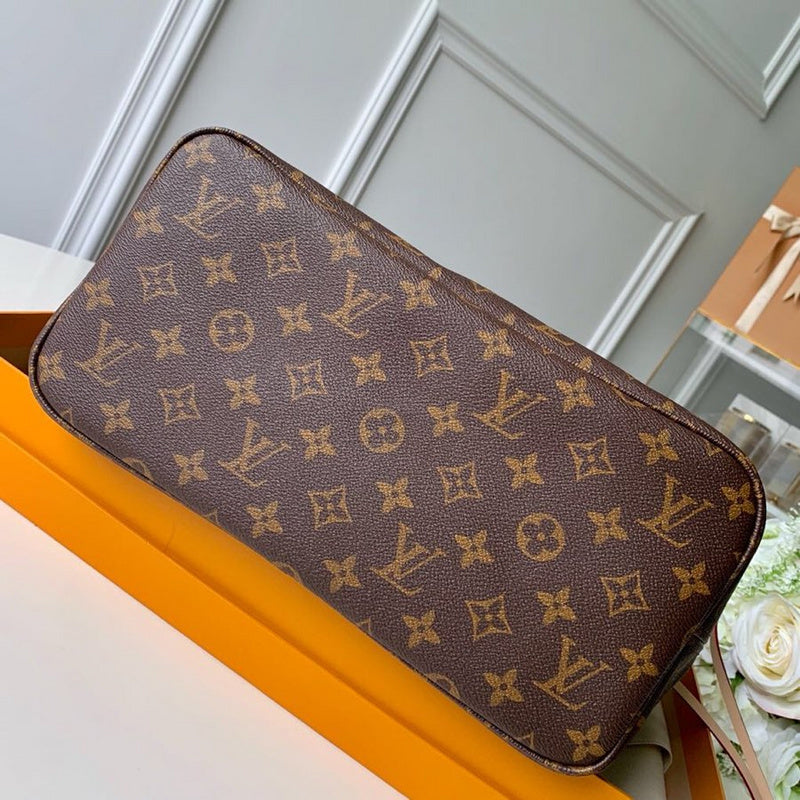 Interior view of classic chic women's handbag – women's luxury accessory