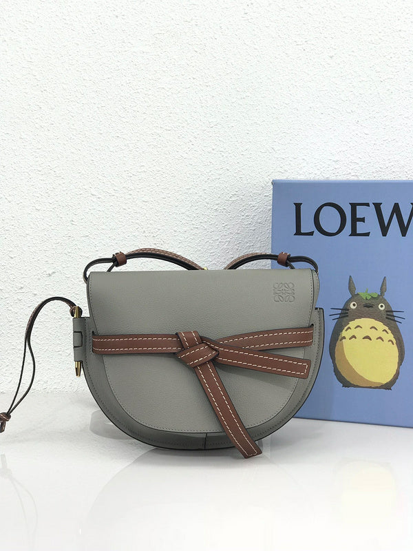 Ziva's Charm handbag – angled view (20cm*19cm*11.5cm)