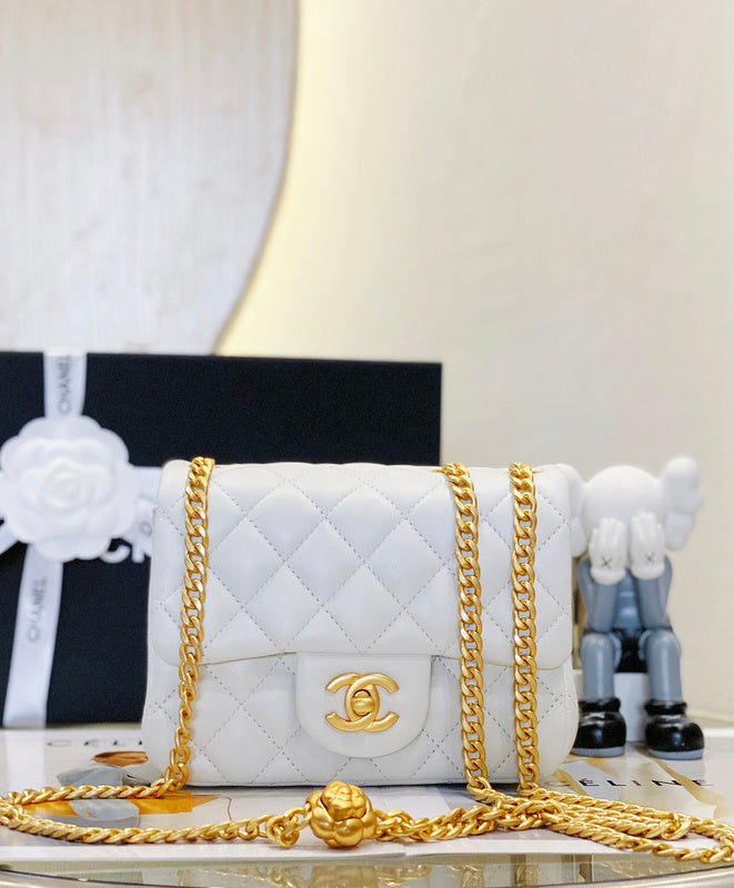  handbag, compact everyday style, image 1