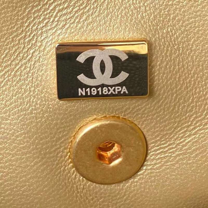 Zivas Charm Understated Luxury Luxury Handbag (Contemporary Shape Language) – Angled View