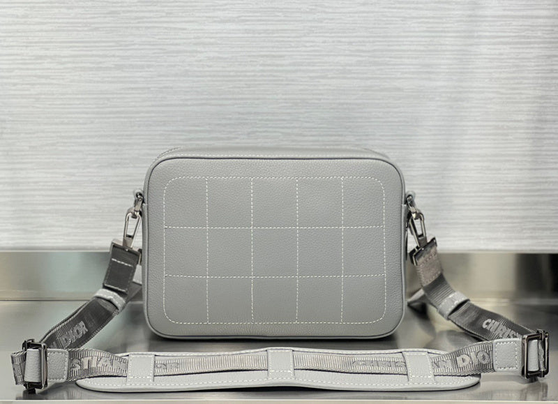 Styled lifestyle shot of structured modern women's handbag – women's everyday handbag