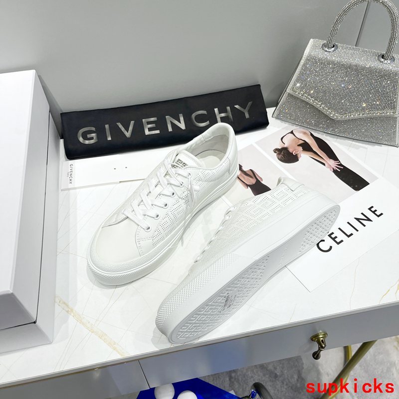 Givenchy shoes Style 058 - top view showing design