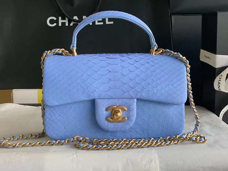 Zivas Charm Sleek Silhouette Luxury Handbag (Considered Detail & Form) – Side Profile