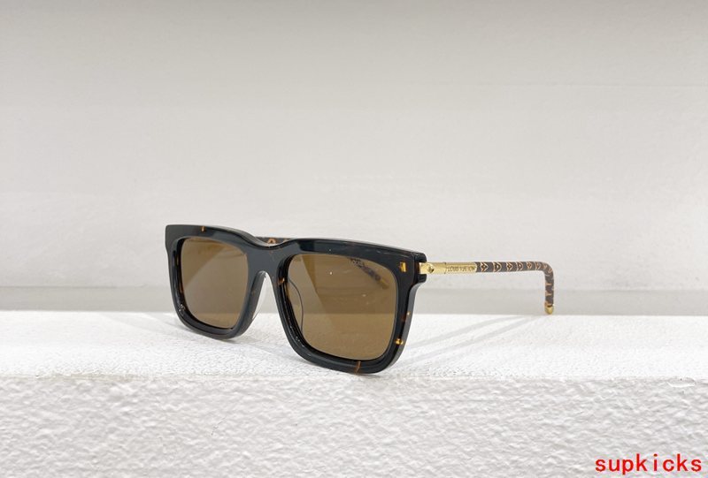 Full view of Louis Vuitton unisex sunglasses