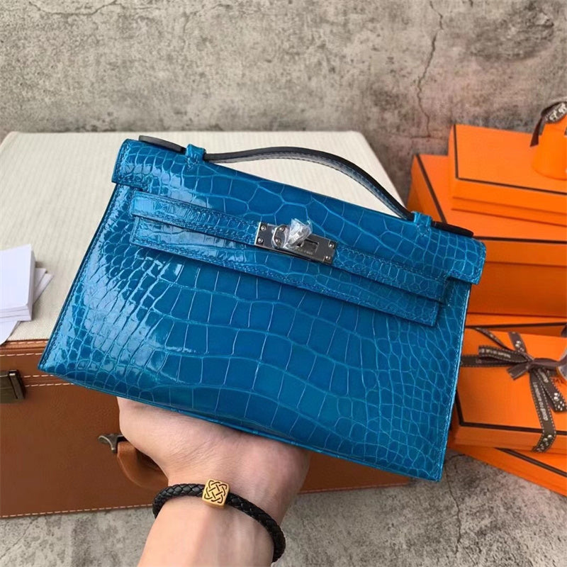 Elegant handbag styled for everyday wear