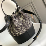 Ziva's Charm handbag – close-up view (18cm*13cm*25cm)