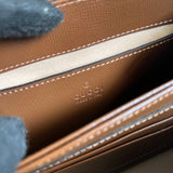 Handle and strap detail of signature sleek women's handbag – women's statement bag