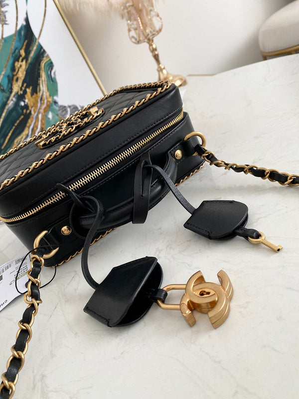  mid purse view 7