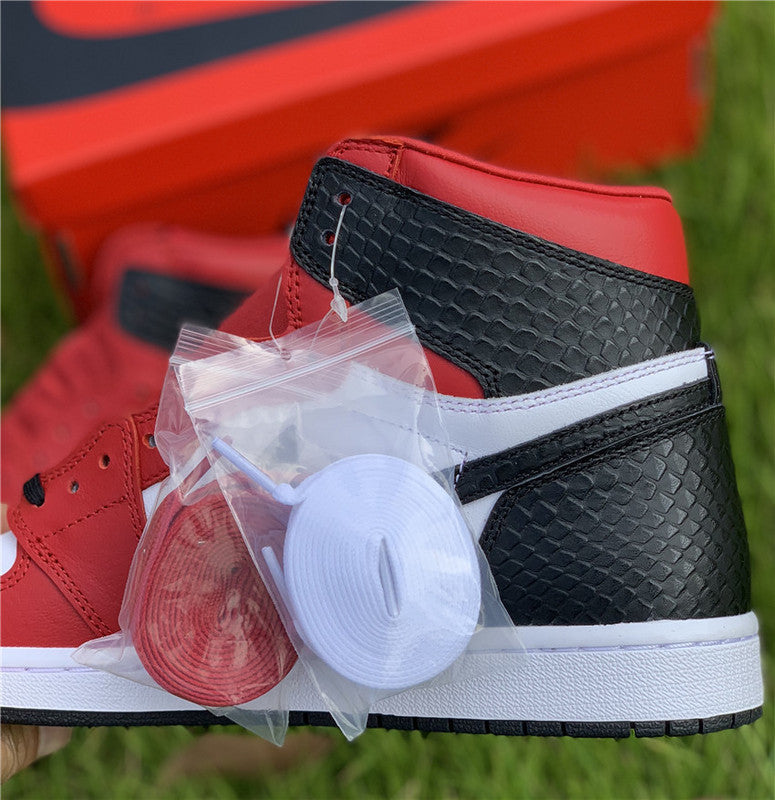 Nike Men's & Women's Premium Casual Sneakers — Style 052 angle view