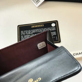 Zivas Charm Refined Everyday Style Everyday Handbag (Contemporary Shape Language) – Detail View