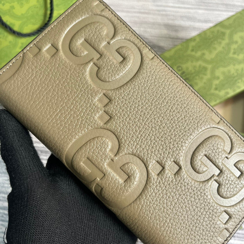Styled lifestyle shot of signature classic women's handbag – women's premium purse