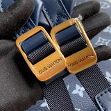  modern everyday bag detail view showing craftsmanship