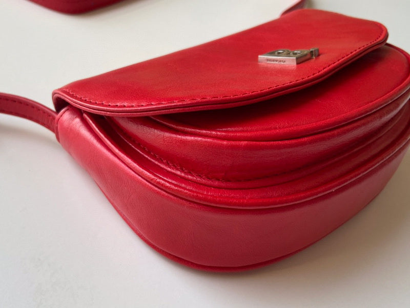 Zivas Charm Effortless Sophistication Statement Handbag (Statement-Ready Design) – Back View