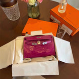 Close-up detail of crisp bag design