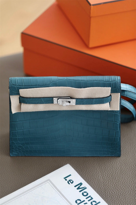 Interior view of sculpted premium bag