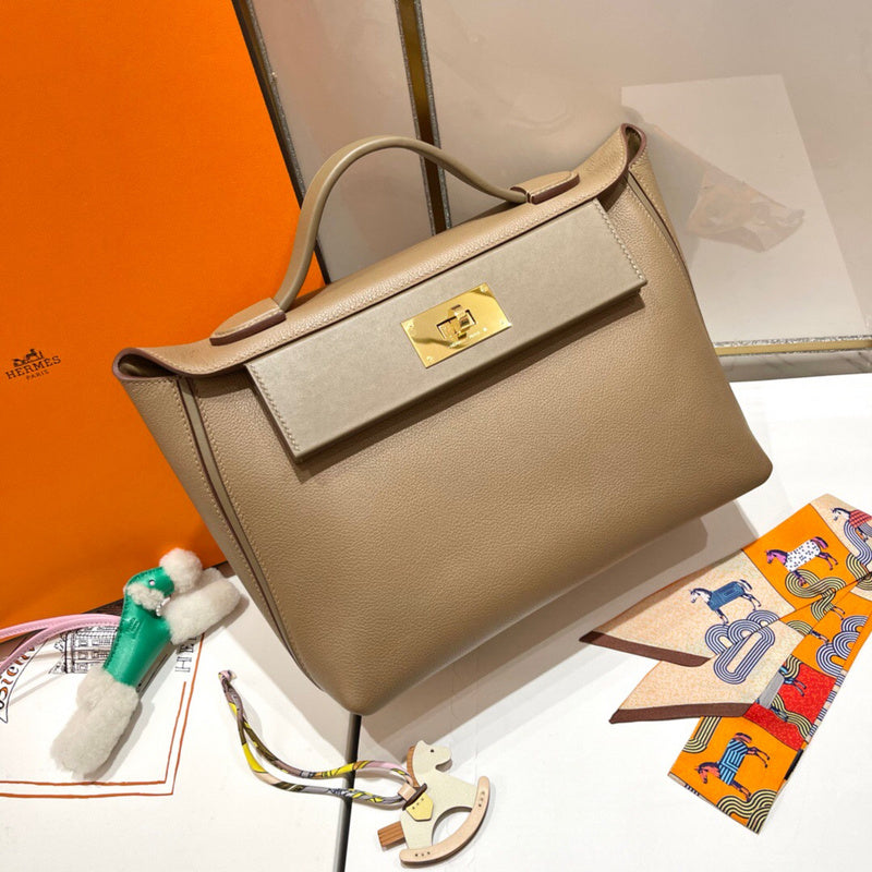 Sleek handbag styled for everyday wear