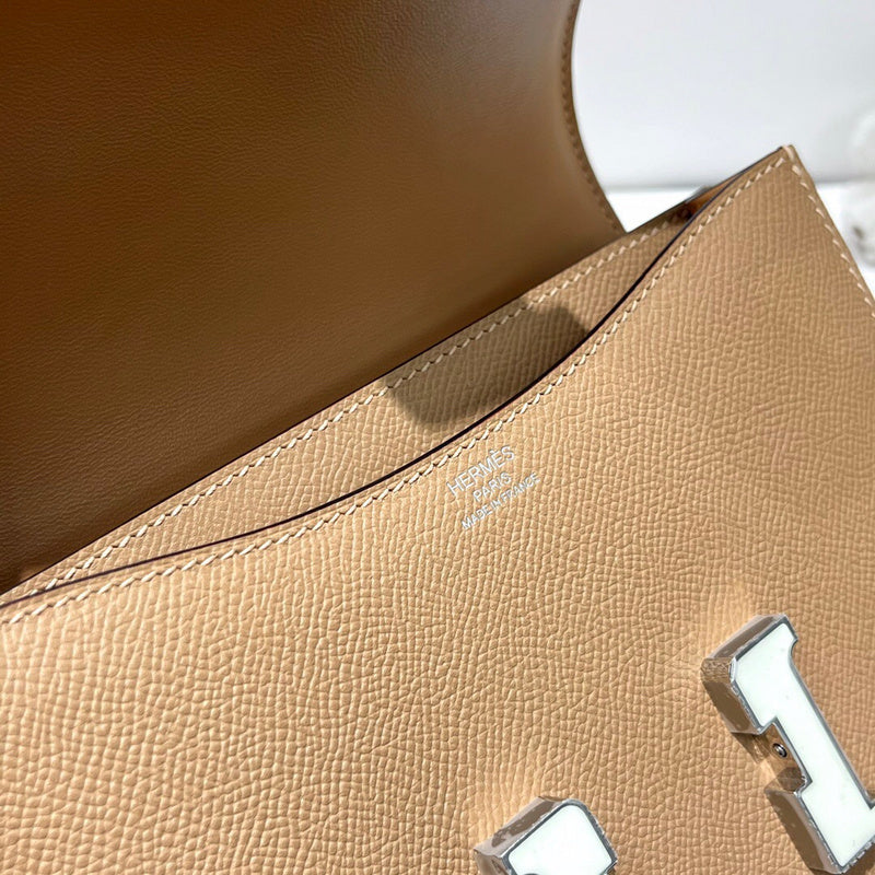 Close-up detail of timeless bag design