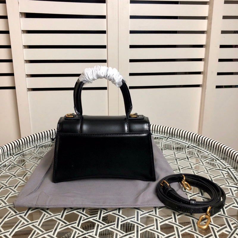 Interior view of chic sleek women's handbag – women's luxury accessory