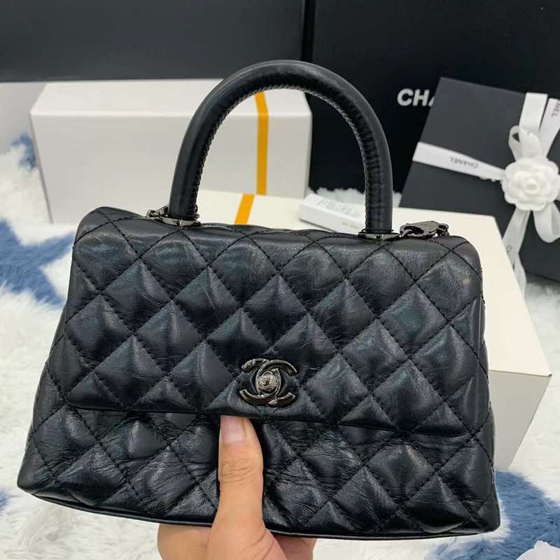 Zivas Charm Everyday Sophistication Everyday Handbag (Structured Everyday Essential) – Back View