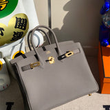  shopper bag close-up of hardware and finish