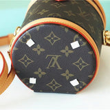  satchel close-up of hardware and finish
