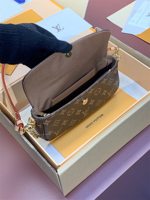  Smart crossbody bag carried on shoulder