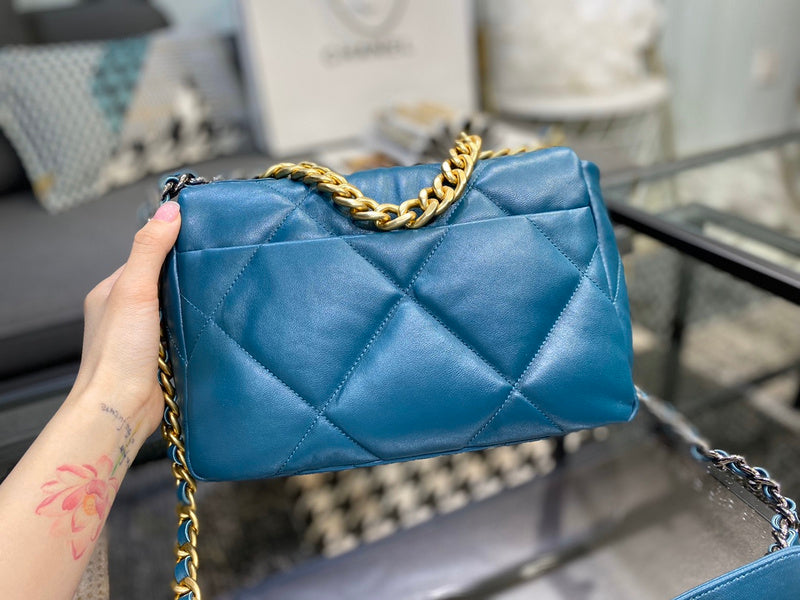  handbag, mid everyday style, image 2